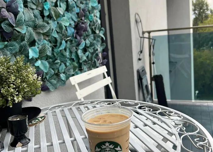 Blue&yellow 아파트 클루지나포카